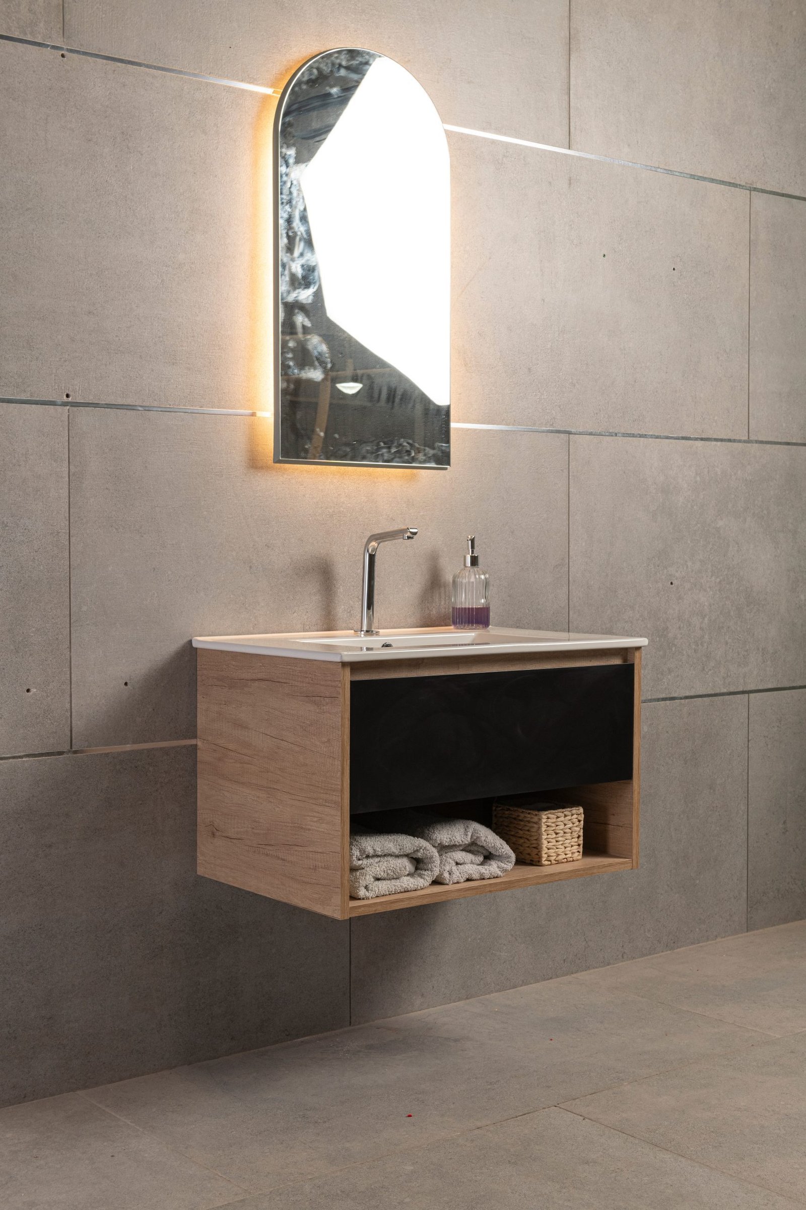 Vanitory Classic Rovere Giorno 70 cm - Frente Negro con bacha integrada - Image 4